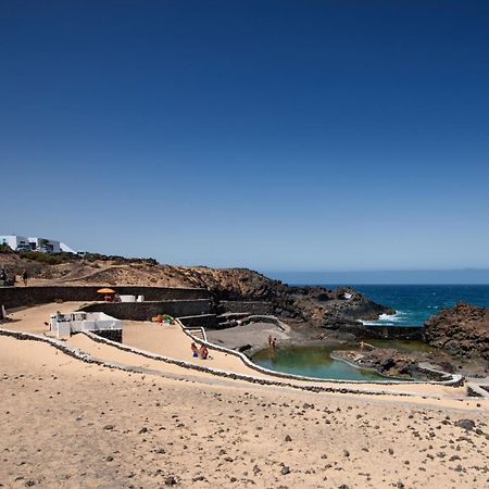 Reyes Natur Charco del Palo Room photo